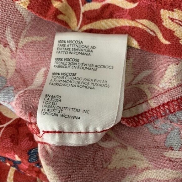 Urban Outfitters Red Floral Button Up Shirt XS Boho Summer Festival Retro Vibes - Picture 6 of 7